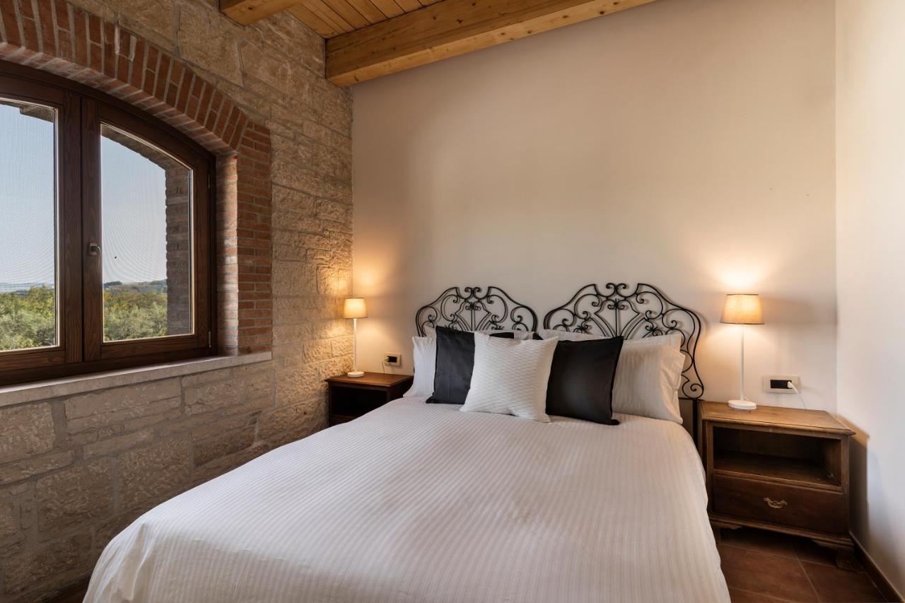 Borgo Olivo Apartment Пиетрелчина Екстериор снимка